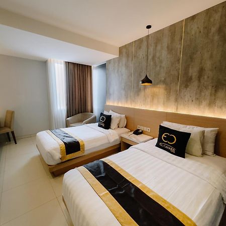 El Cavana Bandung Exterior photo