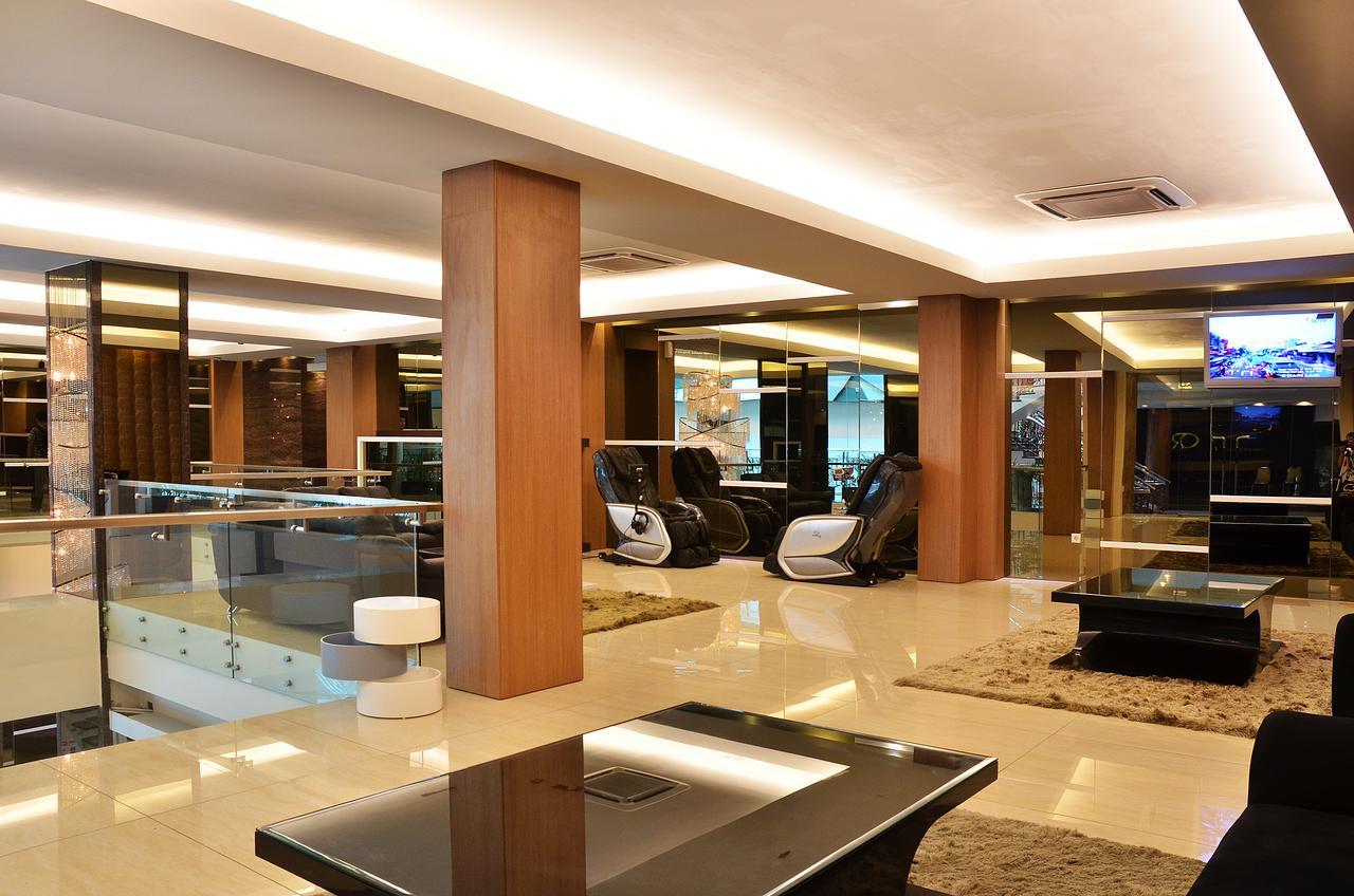 El Cavana Bandung Exterior photo