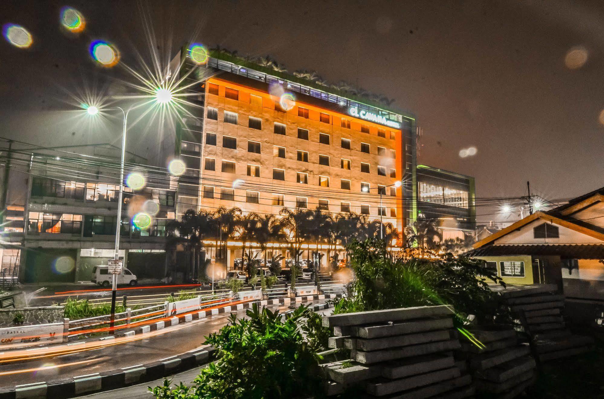El Cavana Bandung Exterior photo